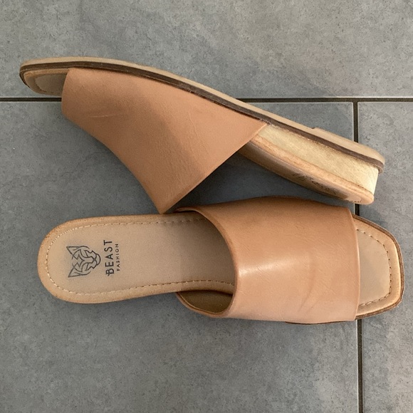 Tan slide - Picture 2 of 6